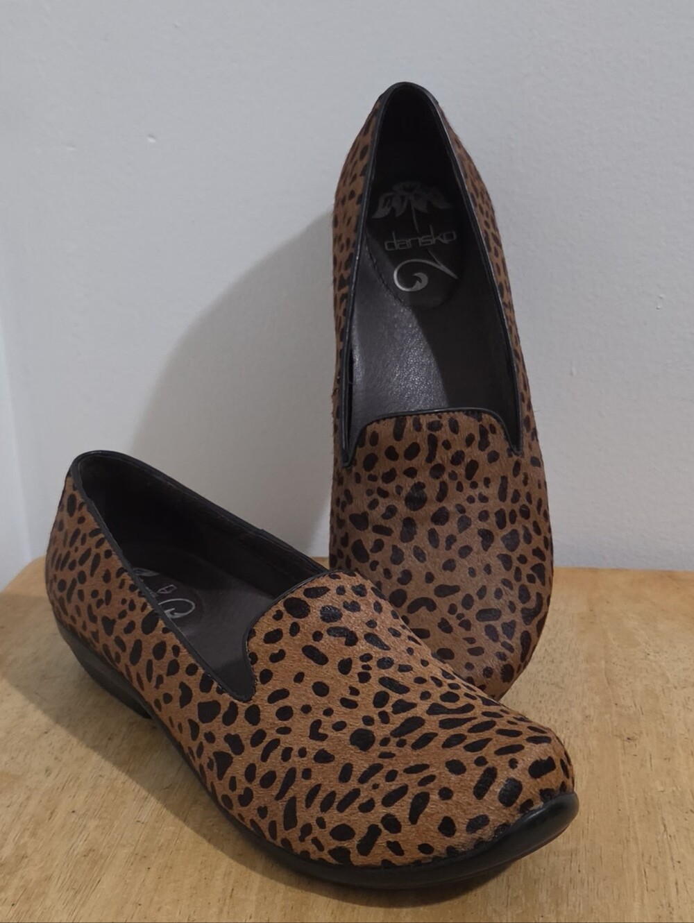 Dansko Olivia Women Leopard Calf Hair Leather Loafers Slip On Shoes 38 /US 7.5/8